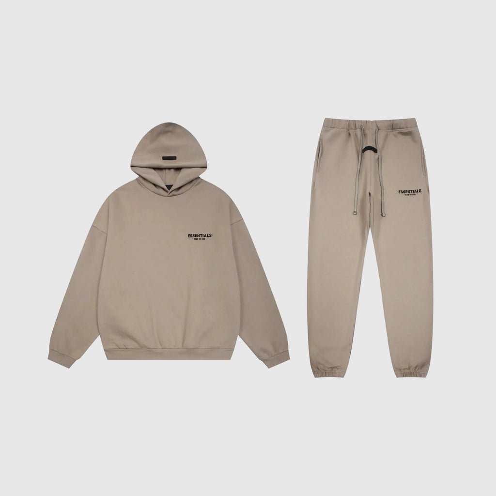 Essentials Tracksuit Sandrift – Fear of God Classic Fleece Matching Set